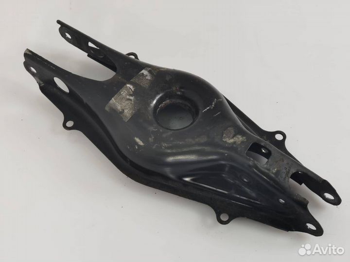 Рычаг задний нижний Mercedes-Benz CLS-Класс