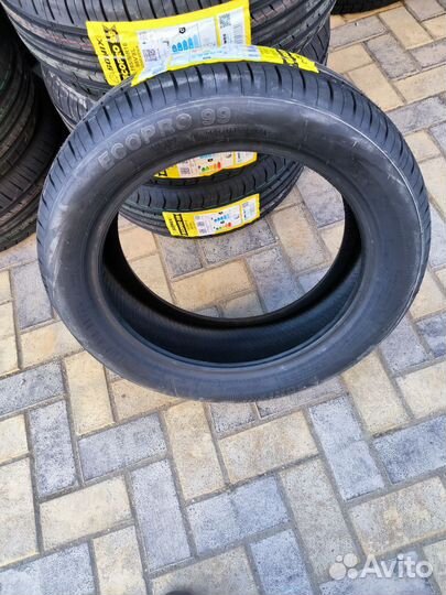 Sonix EcoPro 99 195/50 R16 88V