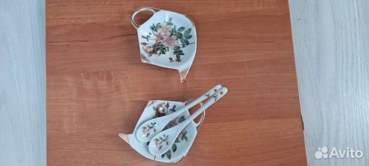 Фарфоровое блюдо большое лоз