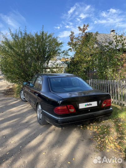 Mercedes-Benz E-класс 2.4 AT, 1998, 250 000 км