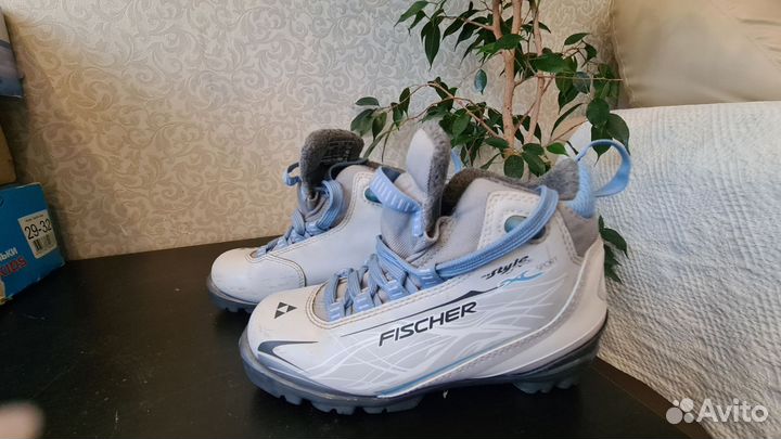 Лыжные ботинки