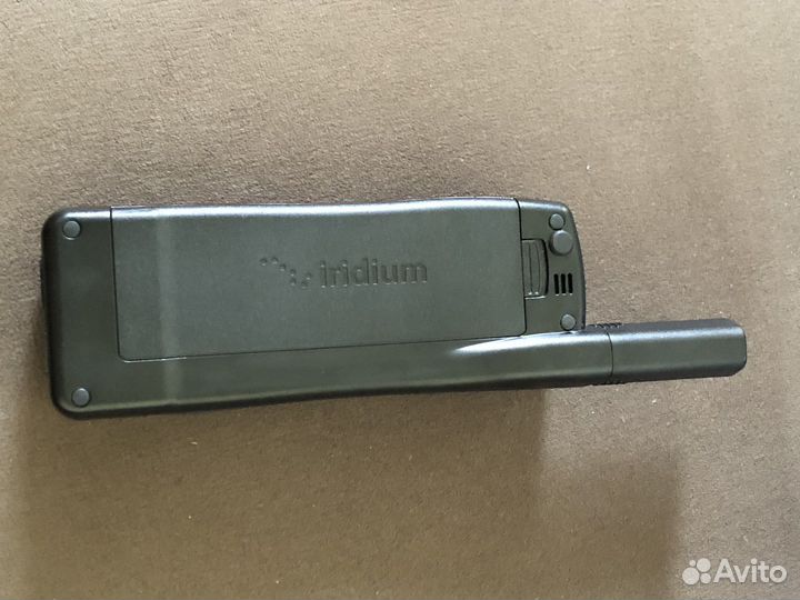 Спутниковый телефон iridium 9555