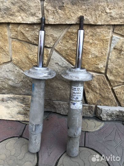 Амортизаторы е60