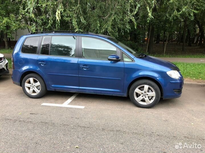 Volkswagen Touran 1.4 AMT, 2010, 140 000 км