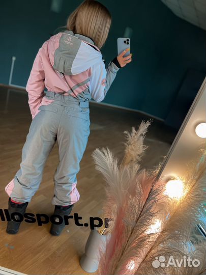 Комбинезон женский розово-серый