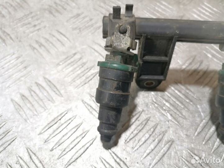 Форсунка двигателя Renault Kangoo 1997 2003