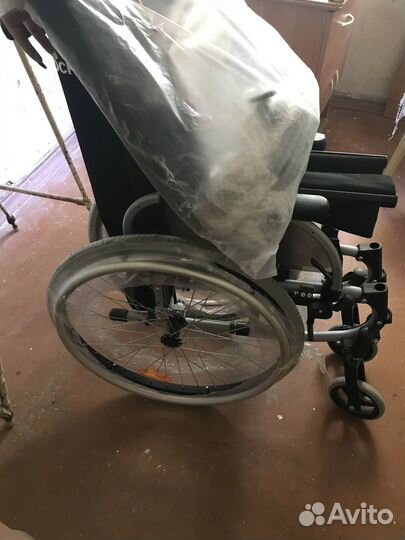 Инвалидная коляска новая