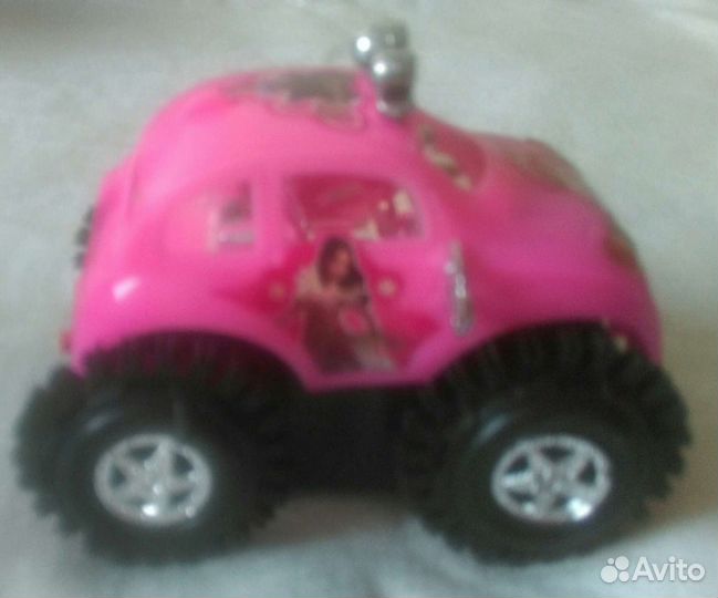 Машинка-перевертыш, новая,фары горят
