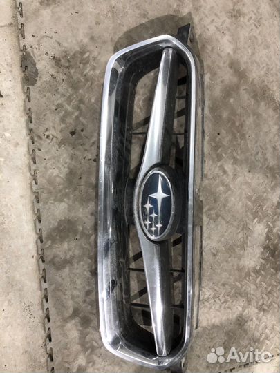 Решетка радиатора subaru legacy