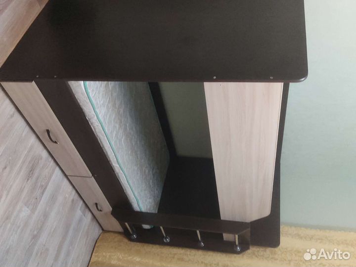 Двухъярусная кровать бу с матрасами