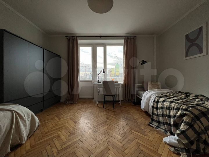 Комната 18 м² в 3-к., 8/9 эт.