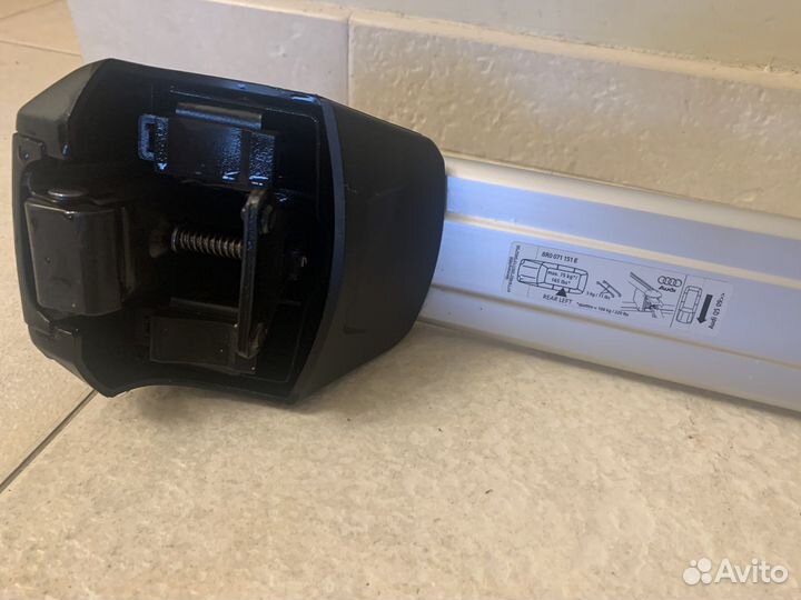 Оригинальные рейлинги на крышу audi