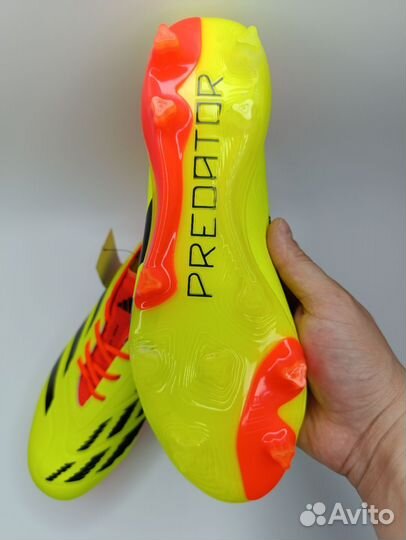 Футбольные бутсы adidas predator 30