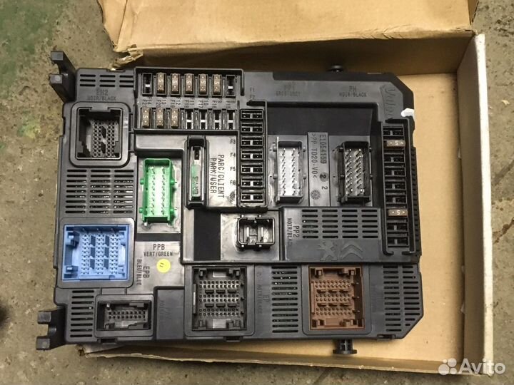 Блок предохранителей c-elysee