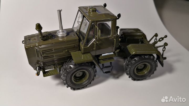 Т-150К 1:43 SSM (Харьковская резина)