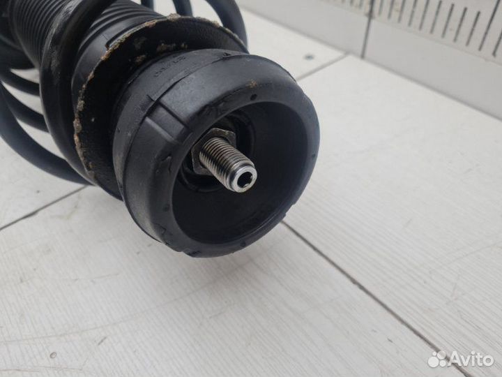 Амортизатор передний левый Volkswagen Polo Sedan 5