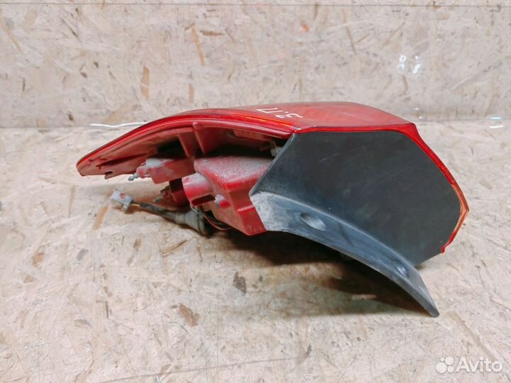 Фонарь задний наружный правый Kia Ceed