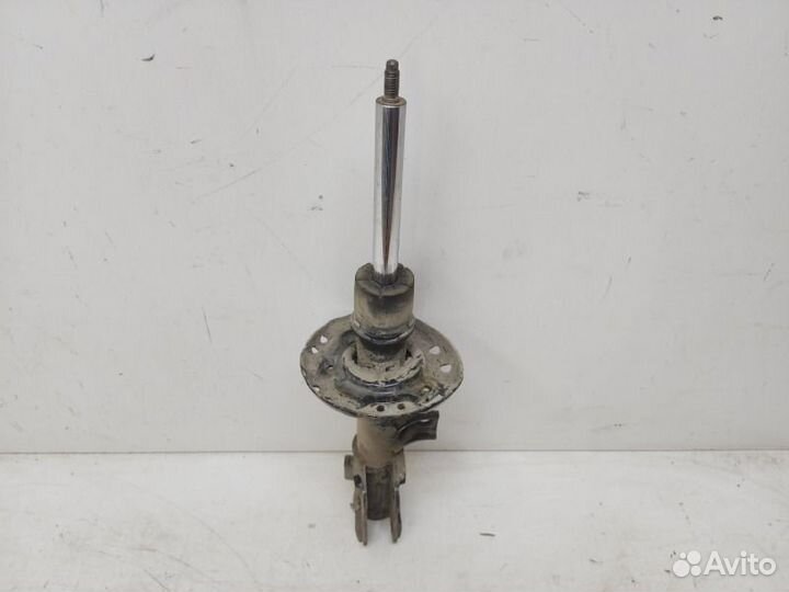 Амортизатор передний правый Kia Sportage 4