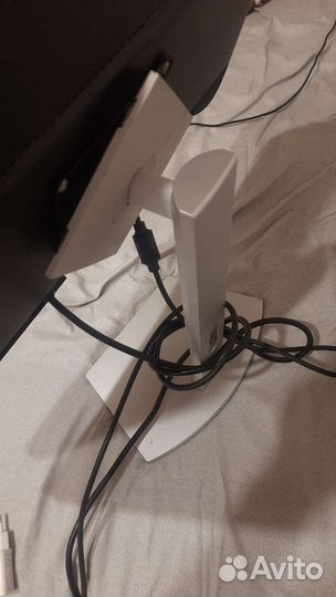 Philips 24 дюйма full HD 75Герцц