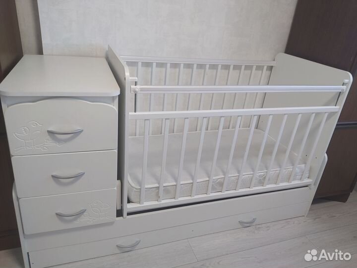 Кроватка детская с матрасом бу