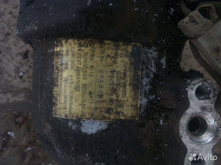 Компресcор кондиционера Nissan