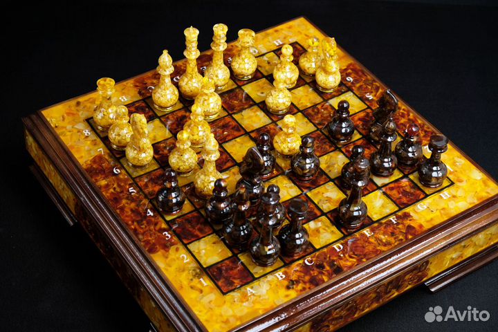 Янтарные шахматы «Адмирал» тёмные 10035