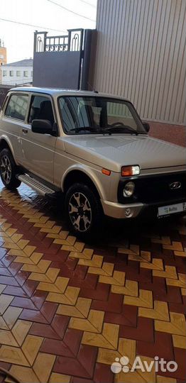 LADA 4x4 (Нива) 1.7 МТ, 2021, 9 000 км