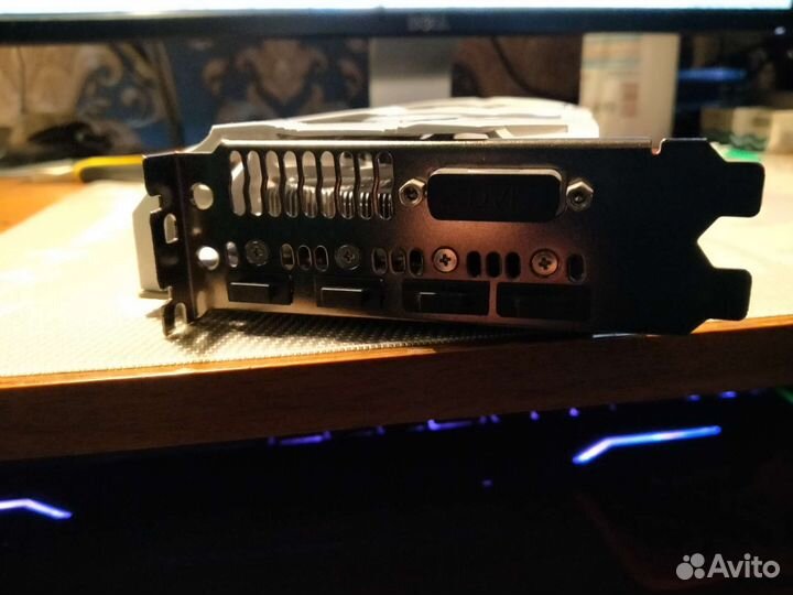 Видеокарта Asus gtx 1070 8gb