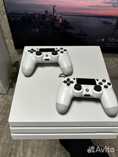 Sony PS4 pro 1tb