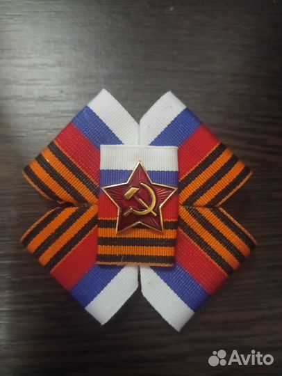 Брошь ручной работы