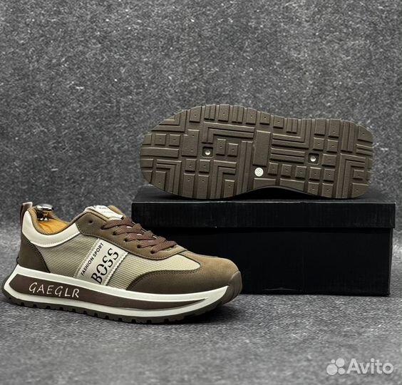 Кроссовки мужские boss