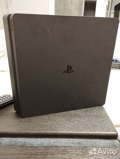 Sony playstation 4 slim + 2 геймпада и станция