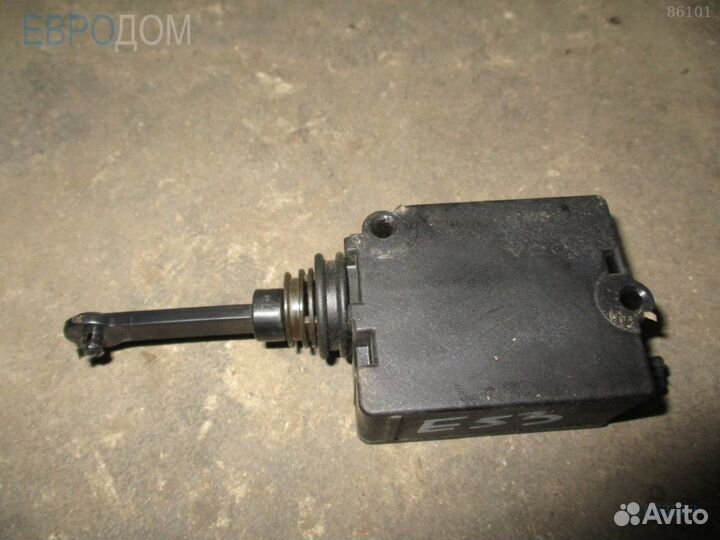 Сервопривод багажника BMW E53 s1063233