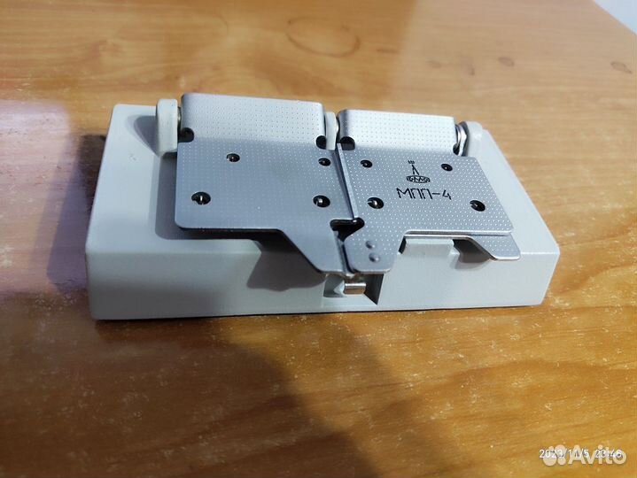 Пресс для склейки пленки 8-16мм мпп-4 ломо
