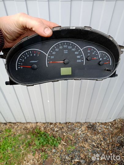 Щиток приборов LADA priora