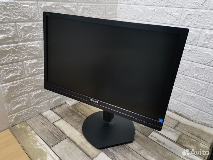 Монитор Philips 21.5