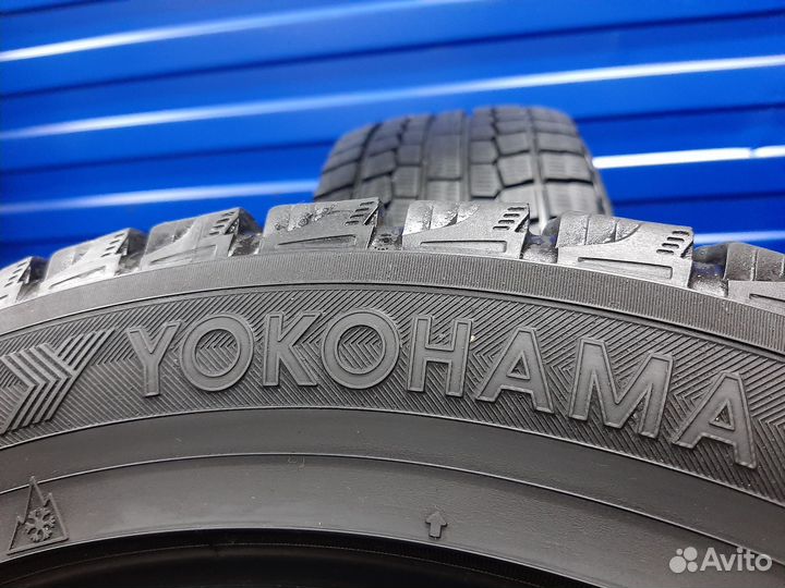 Yokohama Ice Guard IG20 215/45 R17 92V