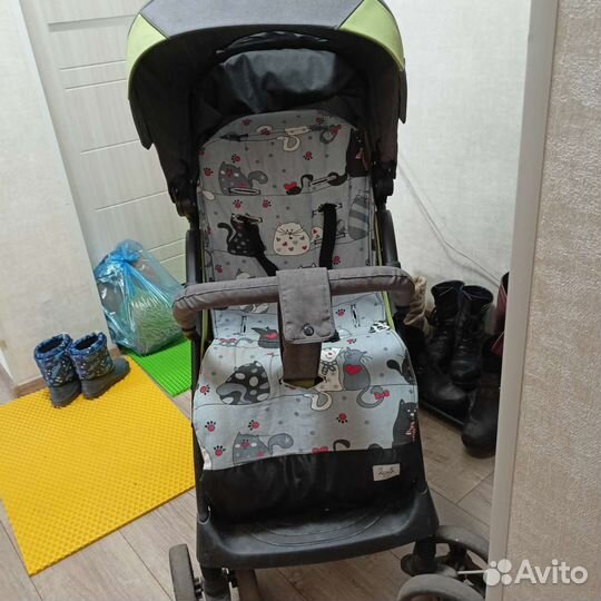 Прогулочная коляска