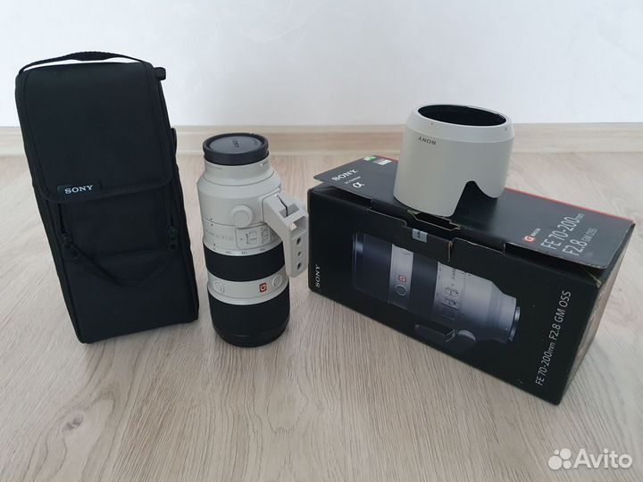 Sony fe 70 200mm f 2.8 gm oss