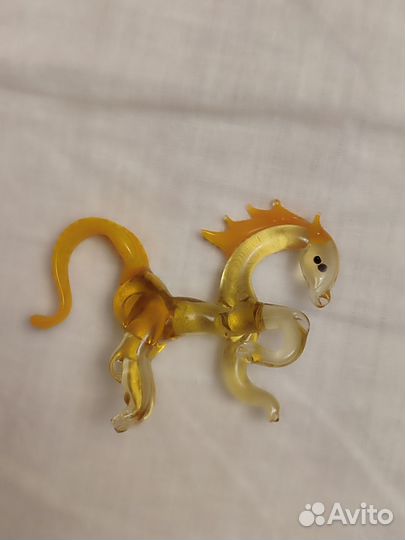 Статуэтка конь лошадка стекло