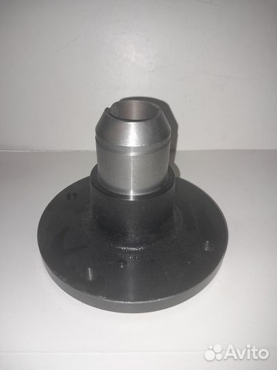 H168499 Ступица (John Deere)