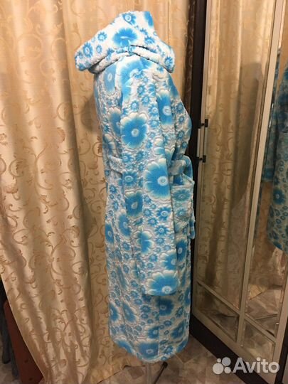 Халат махровый женский с капюшоном