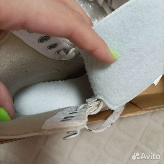 Коньки ледовые детские