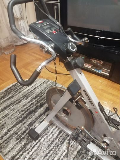 Профессиональный велотренажёр Kettler