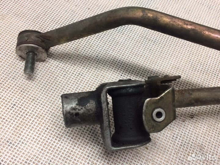 Кулиса переключения VW Passat B5+ 4B0711025E