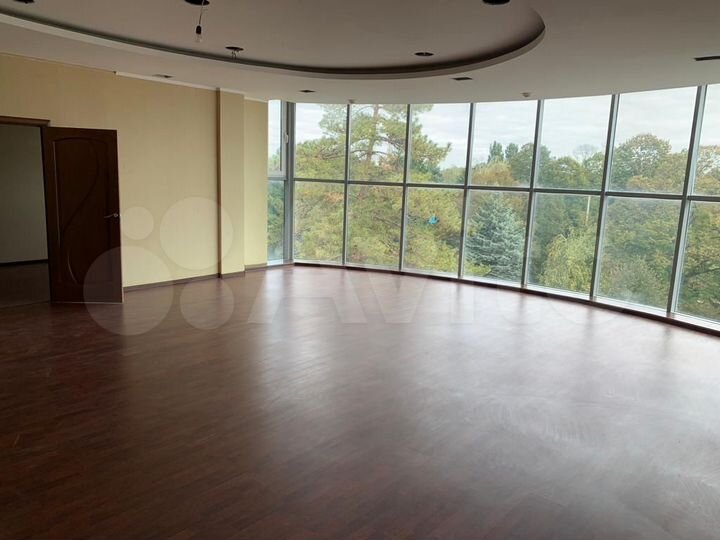 Свободного назначения, 100 м²