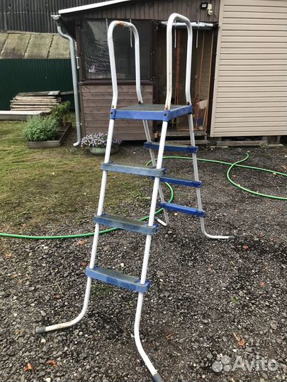 Лестница в бассейн Bestway бу