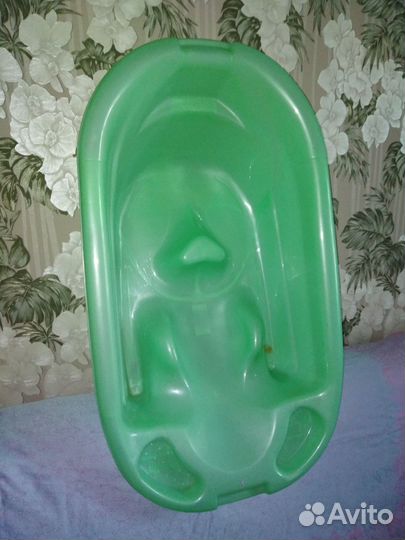 Ванночка для купания новорожденного