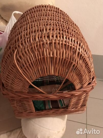 Домик для кошек из ротанга