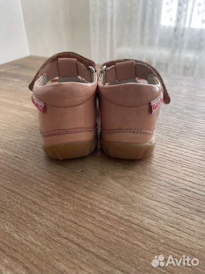 Босоножки для девочки 22 размер